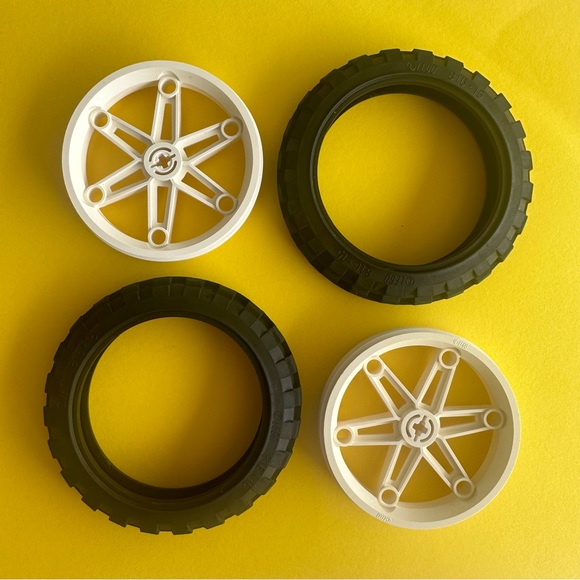 2 LEGO Mindstorms 81.6 x 15 Technic Motorcycle Wheels Tires - Picture 3 of 3